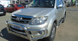 2006 TOYOTA FORTUNER 4.0 V6 A/T 4X4 FOR SALE IN BOKSBURG